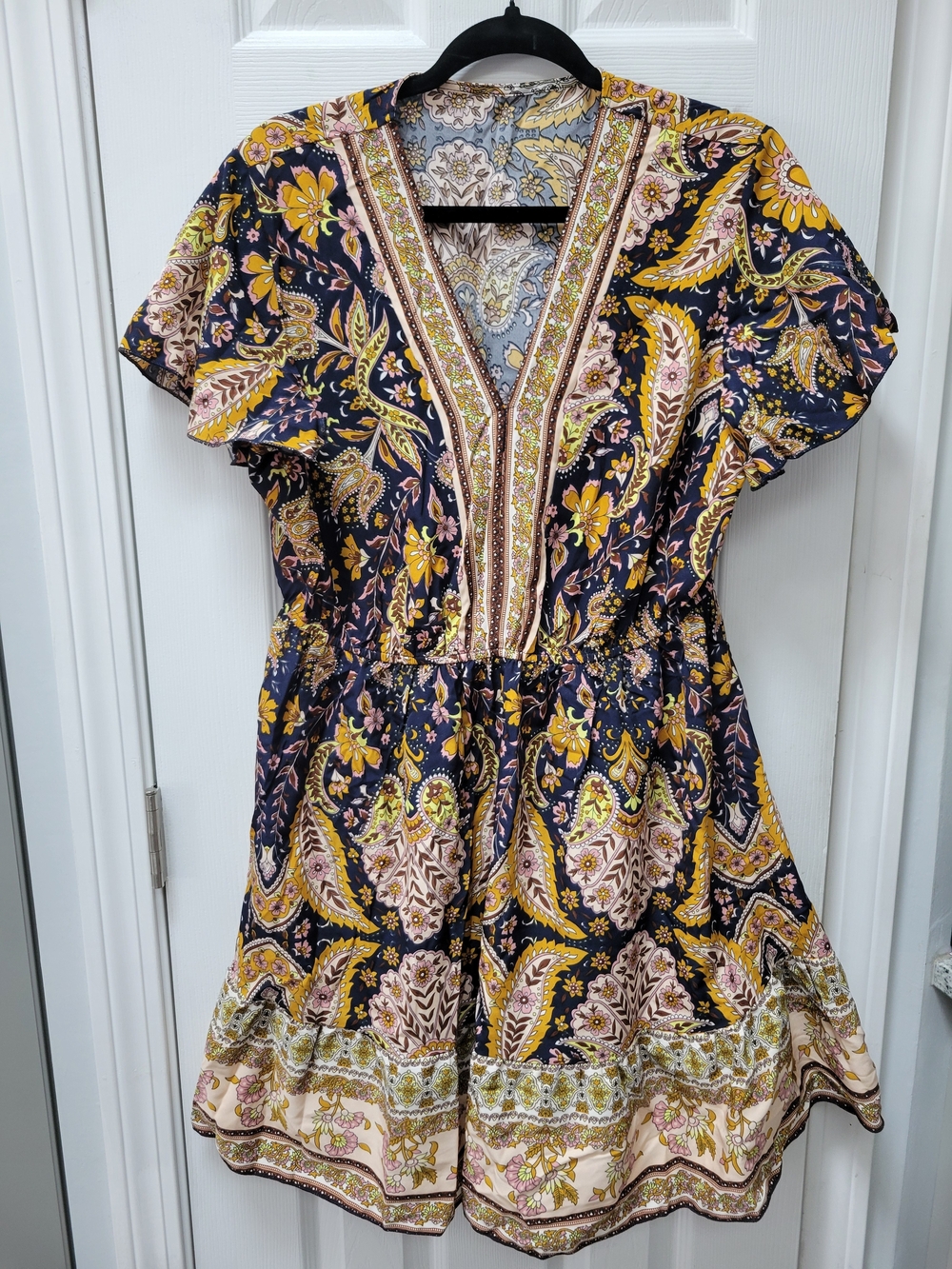 Cupshe Navy Paisley Floral V-Neck Mini Dress with Yellow Accents